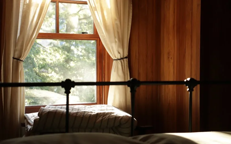 Pipishell Adjustable Bed Frame